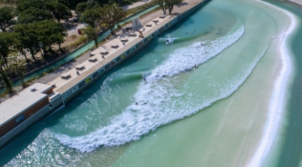 a part of the wave pool of o2 SURFTOWN MUC from the bird's eye view